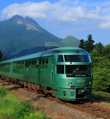 JR特急由布院之森列車