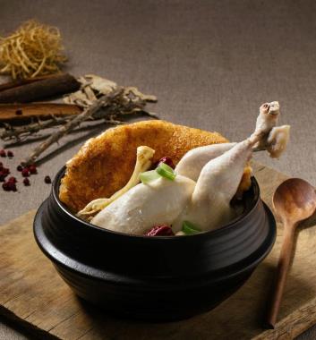 李宇哲漢方鍋巴蔘雞湯